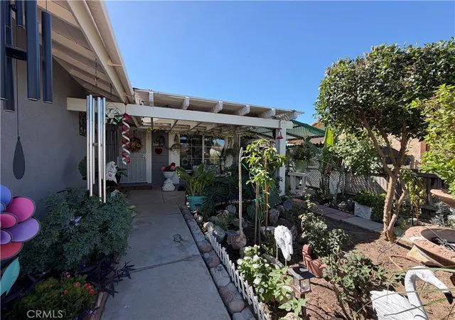 Photo 2 of Single family home for sale at 986 Clover, San Jacinto, CA 92582 | MLS# IV26213586 | Listing updated on 2026-10-28