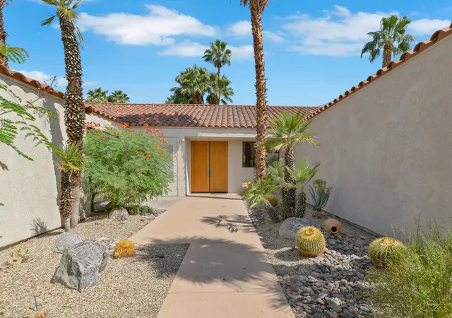 Photo 3 of Condo for sale at 10003 Sunningdale Dr, Rancho Mirage, CA 92270 | MLS# 219153499DA | Listing updated on 2026-10-05