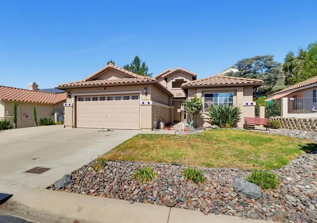 Photo 3 of Single family home for sale at 2081 Larkspur Dr, Alpine, CA 91901 | MLS# 260023824SD | Listing updated on 2026-10-05