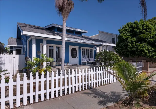 Photo 3 of Single family home for sale at 426 N Gertruda Ave, Redondo Beach, CA 90277 | MLS# SB26213610 | Listing updated on 2026-10-09