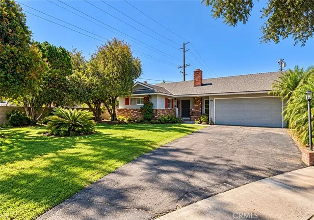 Single family home for sale at 628 S Starboard St, Santa Ana, CA 92704 | MLS# OC26213673