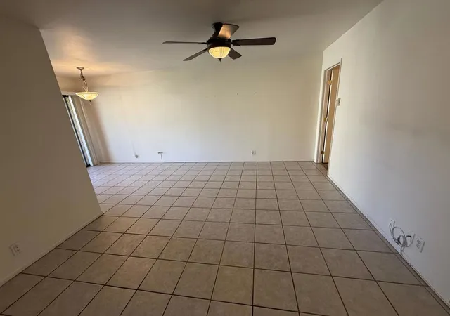 Photo 3 of Condo for sale at 5300 E Waverly Dr #D4, Palm Springs, CA 92264 | MLS# 219153505DA | Listing updated on 2026-10-03