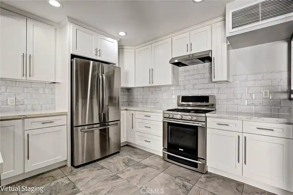 Condo for sale at 7924 Woodman Ave #22, Panorama City, CA 91402 | MLS# SR26213691