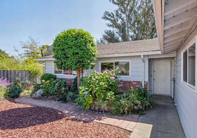 Photo 2 of Single family home for sale at 225 W Phillips Rd, Watsonville, CA 95076 | MLS# ML82063190 | Listing updated on 2026-10-12
