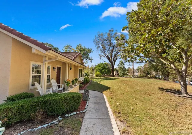 Photo 2 of Sale Pending at 1715 Gentle Breeze Ln, Encinitas, CA 92024 | MLS# 260023841SD | Listing updated on 2026-10-07