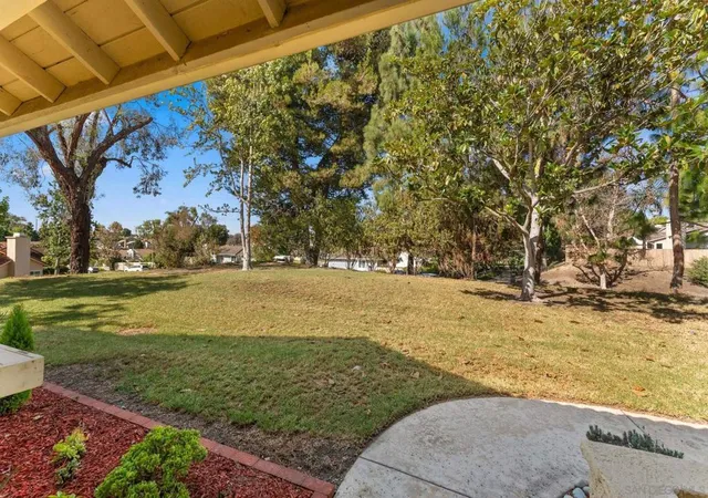 Photo 3 of Sale Pending at 1715 Gentle Breeze Ln, Encinitas, CA 92024 | MLS# 260023841SD | Listing updated on 2026-10-07