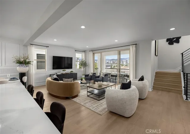 Listing Photo 2 - Condo for sale in building located at 316 Pluto, Irvine, CA 92618