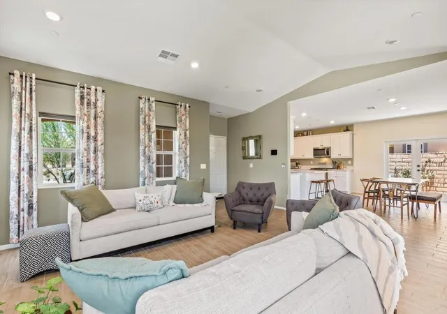Photo 4 of Single family home for sale at 67353 Rio Naches Rd, Cathedral City, CA 92234 | MLS# 219153509PS | Listing updated on 2026-10-07