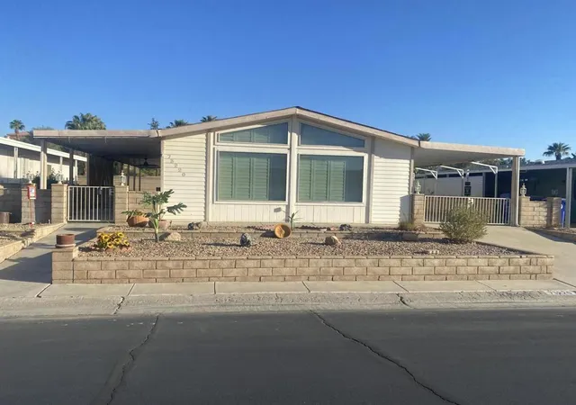 Manufactured home for sale at 73220 Desert Greens Dr N, Palm Desert, CA 92260 | MLS# 219153510DA