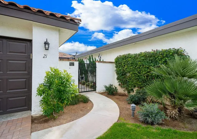 Photo 3 of Condo for sale at 21 Toledo Dr, Rancho Mirage, CA 92270 | MLS# 219153512DA | Listing updated on 2026-10-03