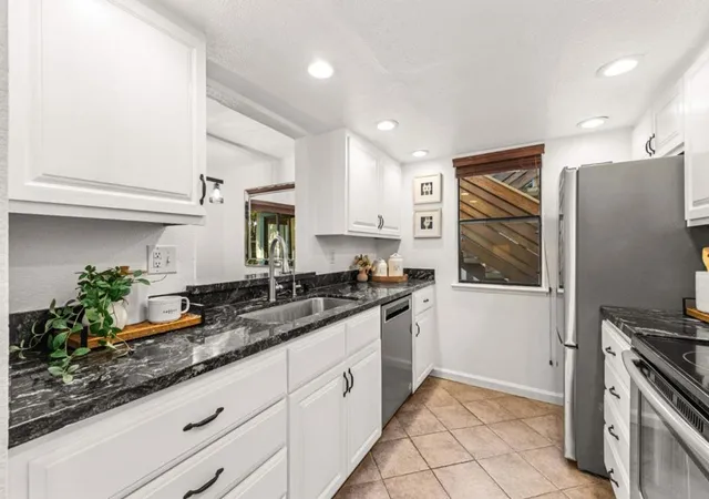 Photo 3 of Condo for sale at 5384 Makati Cir, San Jose, CA 95123 | MLS# ML82059659 | Listing updated on 2026-10-13