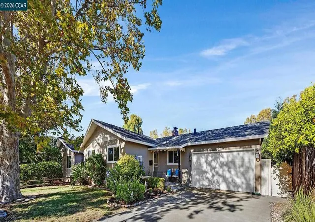 Single family home for sale at 1732 Lemonwood Dr, Concord, CA 94519 | MLS# 41149917