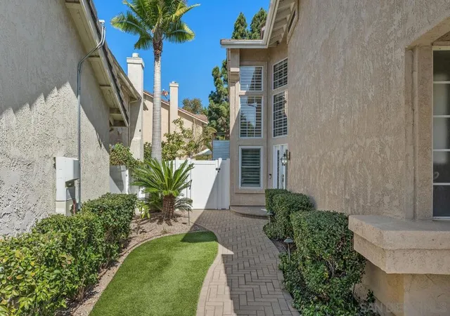 Photo 2 of Single family home for sale at 11212 Corte Playa Azteca, San Diego, CA 92124 | MLS# 260023846SD | Listing updated on 2026-10-07