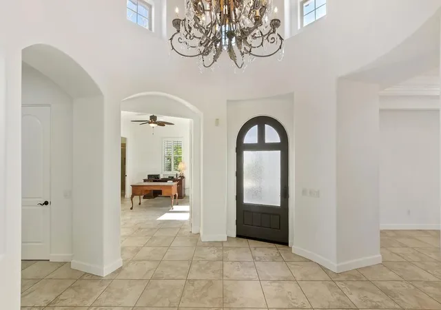 Photo 4 of Single family home for sale at 7 Cielo Vista Ct, Rancho Mirage, CA 92270 | MLS# 219153518DA | Listing updated on 2026-10-02