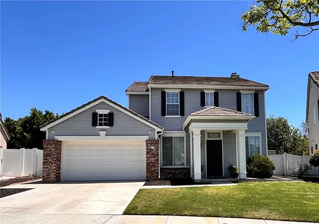 Single family home for sale at 871 La Docena, Corona, CA 92879 | MLS# PW26213137