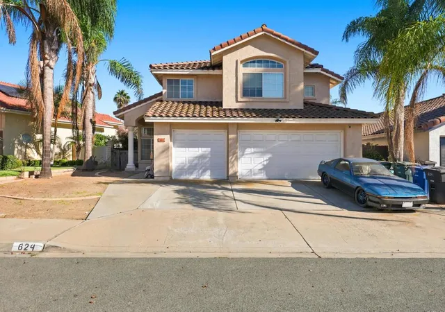Photo 2 of Single family home for sale at 624 Diamond Dr, Chula Vista, CA 91911 | MLS# 260023847SD | Listing updated on 2026-10-01