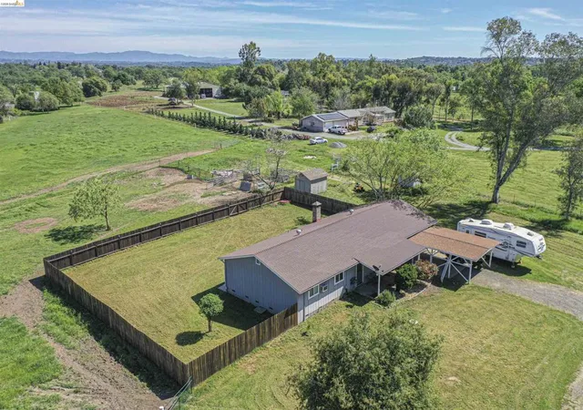 Photo 1 of Single family home for sale at 10458 Southworth Rd, Valley Springs, CA 95252 | MLS# 41149921 | Listing updated on 2026-10-08