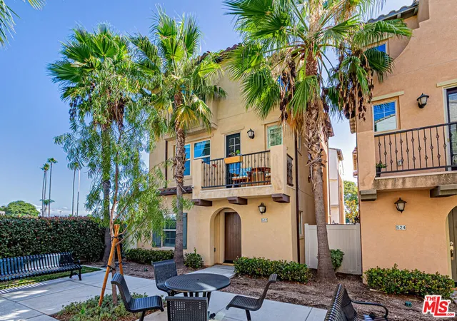 Photo 1 of Single family home for sale at 522 S Harbor Blvd, Santa Ana, CA 92704 | MLS# 26994791 | Listing updated on 2026-10-10