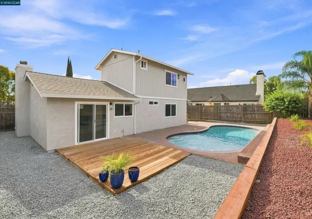 Photo 3 of Single family home for sale at 5029 Teakwood Dr, Oakley, CA 94561 | MLS# 41149924 | Listing updated on 2026-10-08