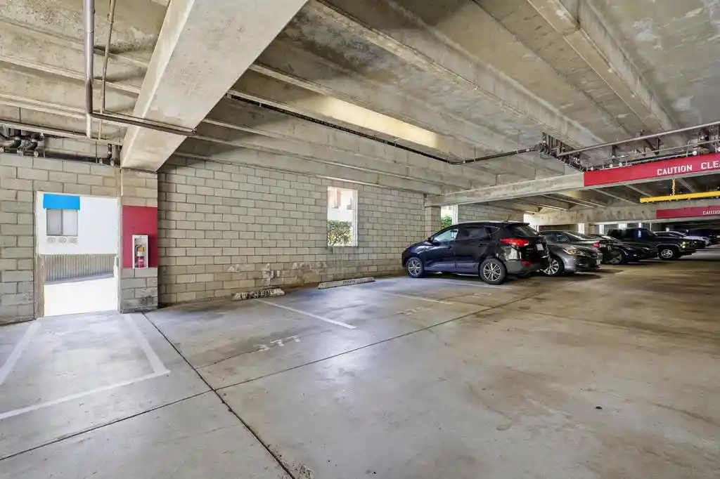Listing Photo 34 - Condo for sale in 8324 Regents Rd located at 8324 Regents Rd, San Diego, CA 92122 - Unit #1M