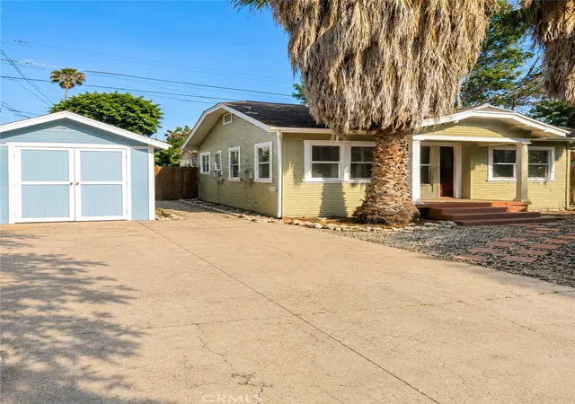 Photo 2 of Multi family home for sale at 800 N Hobart, Los Angeles, CA 90029 | MLS# OC26213756 | Listing updated on 2026-10-09