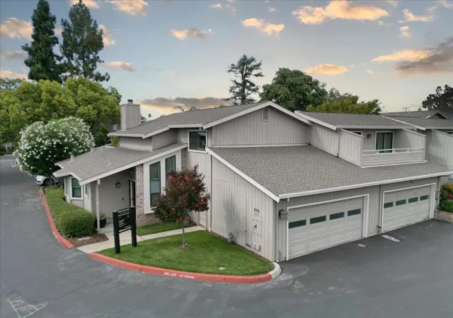 Townhouse for sale at 856 Minnesota Ave #103, San Jose, CA 95125 | MLS# ML82063168