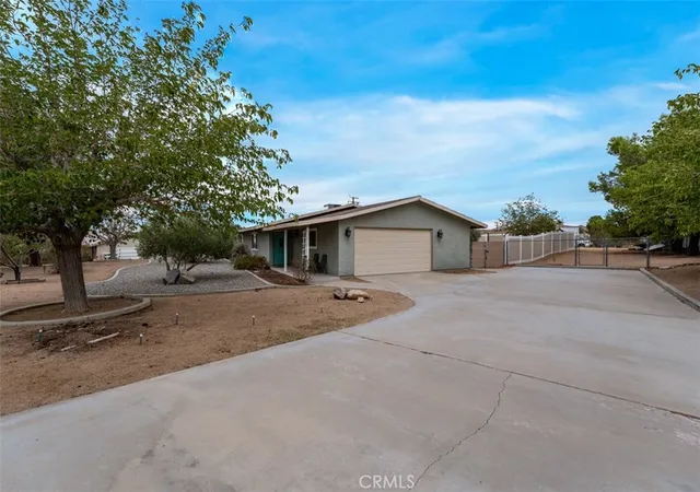 Photo 3 of Single family home for sale at 16248 Saint Timothy, Apple Valley, CA 92307 | MLS# PW26213319 | Listing updated on 2026-10-10
