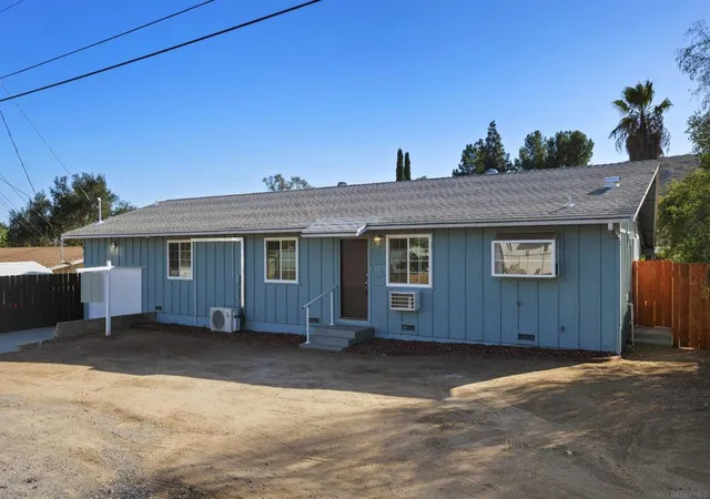 Photo 2 of Single family home for sale at 115 Beech Pl, El Cajon, CA 92021 | MLS# 260023865SD | Listing updated on 2026-10-04