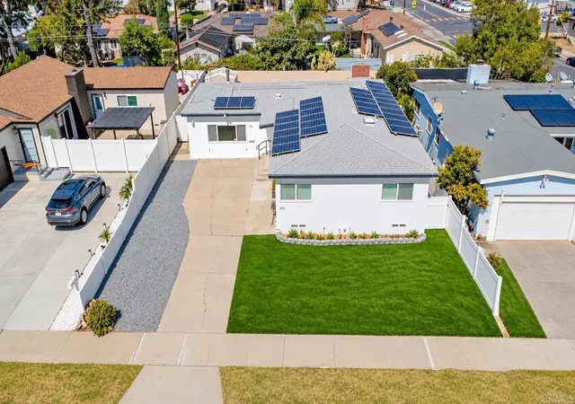 Photo 2 of Single family home for sale at 726 Paulsen Ave, El Cajon, CA 92020 | MLS# PTP2607395 | Listing updated on 2026-10-07