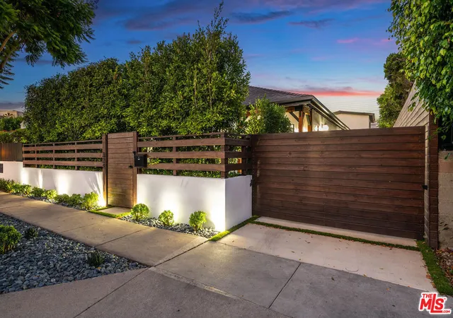 Photo 3 of Single family home for sale at (Undisclosed), West Hollywood, CA 90048 | MLS# 26984687 | Listing updated on 2026-10-09