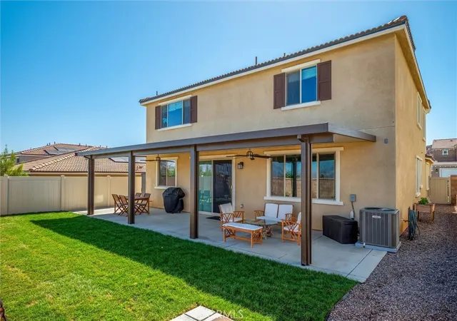 Photo 3 of Single family home for sale at 25330 Summer Crk Dr, Menifee, CA 92586 | MLS# OC26208916 | Listing updated on 2026-10-30