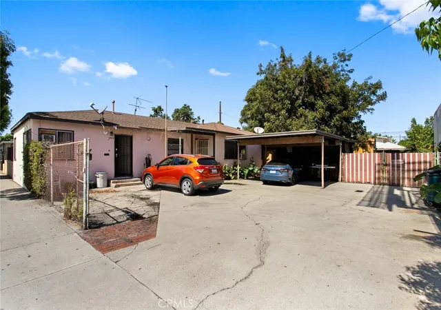 Photo 3 of Multi family home for sale at 5929 Florence Ave, Bell Gardens, CA 90201 | MLS# DW26213332 | Listing updated on 2026-10-02