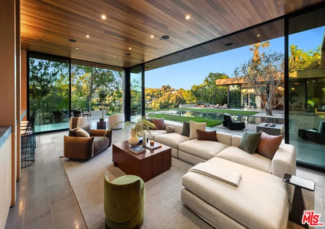 Photo 3 of Mansion for sale at 9705 Oak Pass Rd, Beverly Hills, CA 90210 | MLS# 26995467 | Listing updated on 2026-10-09