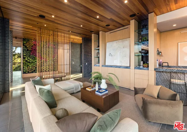 Photo 4 of Single family home for sale at 9705 Oak Pass Rd, Beverly Hills, CA 90210 | MLS# 26995467 | Listing updated on 2026-10-09