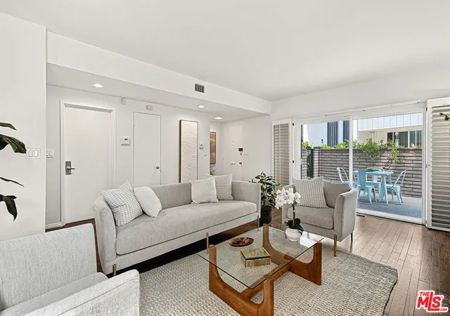 Photo 3 of Condo for sale at 13226 Admiral Ave #N, Marina Del Rey, CA 90292 | MLS# 26987349 | Listing updated on 2026-10-09