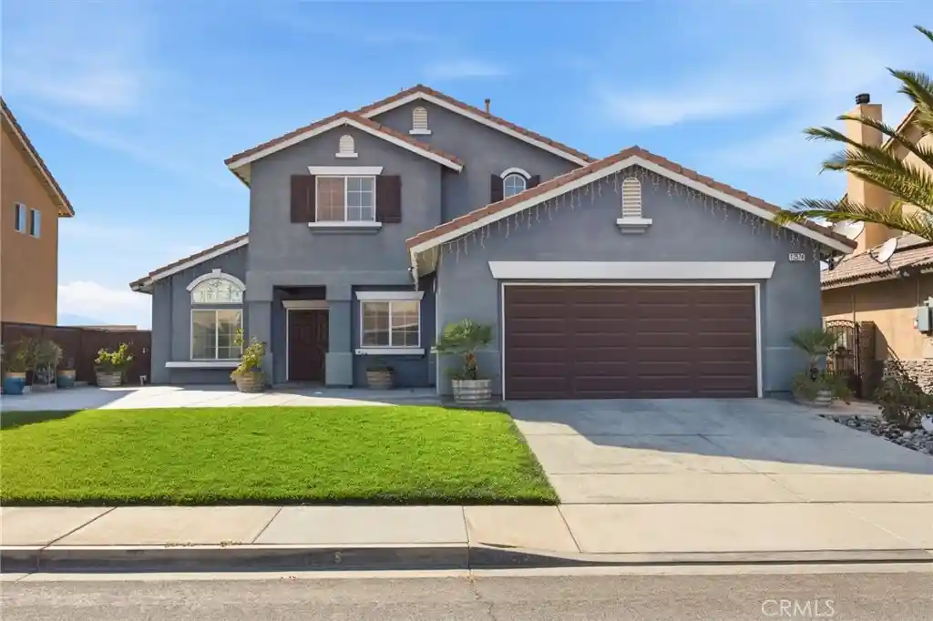 Photo 1 of Sale Pending at 12574 Westway Ln, Victorville, CA 92392 | MLS# DW26213572 | Listing updated on 2026-10-25