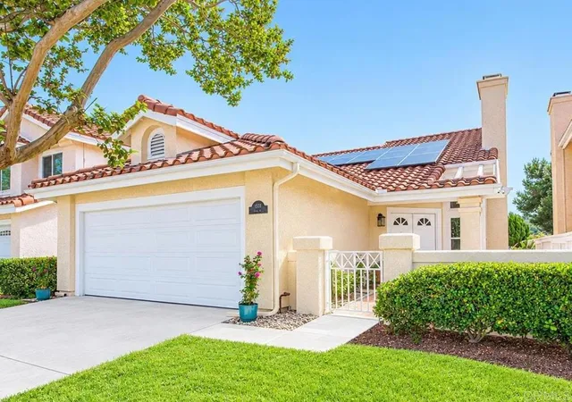 Photo 2 of Sale Pending at 1431 Alga Ct, Vista, CA 92081 | MLS# NDP2609137 | Listing updated on 2026-10-12