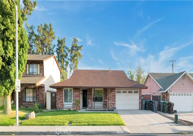 Photo 3 of Single family home for sale at 41777 Lomas, Hemet, CA 92544 | MLS# SW26213900 | Listing updated on 2026-10-02