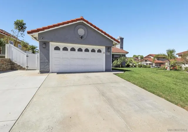 Photo 2 of Single family home for sale at 700 Baylor Ave, Bonita, CA 91902 | MLS# 260023886SD | Listing updated on 2026-10-06