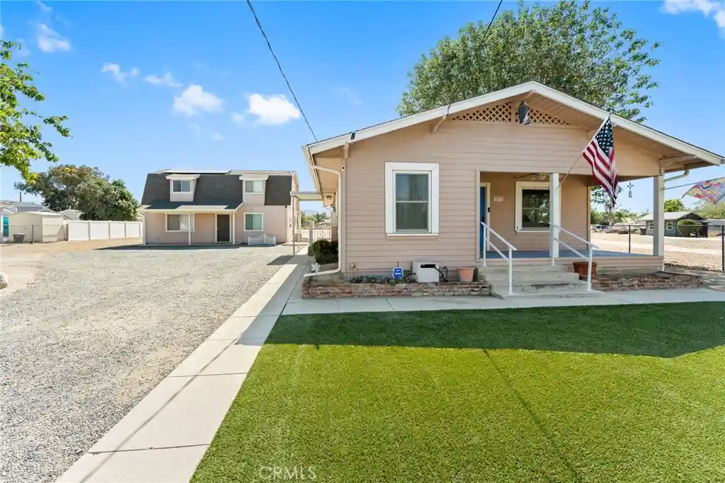Single family home for sale at 4807 Berkley Ave, Hemet, CA 92544 | MLS# SW26213256