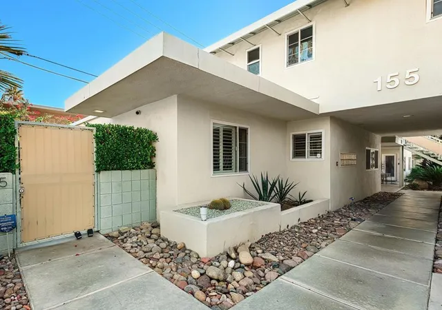 Photo 3 of Condo for sale at 155 W Hermosa Pl #5, Palm Springs, CA 92262 | MLS# 219153552PS | Listing updated on 2026-10-02