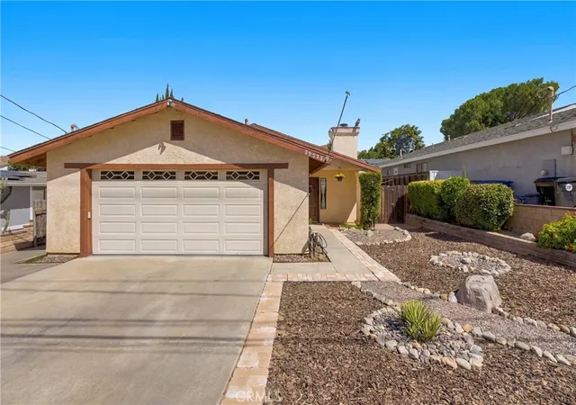 Photo 3 of Single family home for sale at 29523 Hunstock, Castaic, CA 91384 | MLS# PW26210991 | Listing updated on 2026-10-02