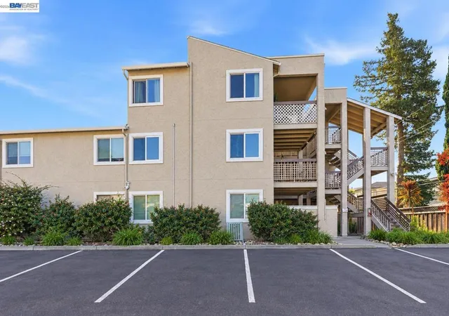 Photo 1 of Condo for sale at 5547 Russo Dr, San Jose, CA 95118 | MLS# 41149949 | Listing updated on 2026-10-08
