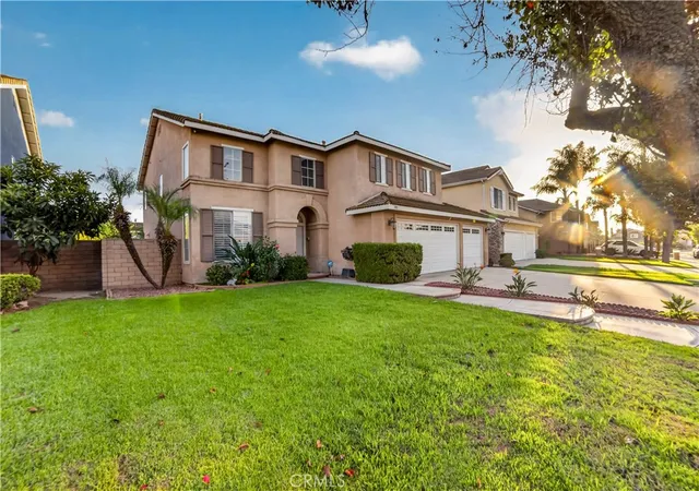 Photo 3 of Single family home for sale at 580 E Hazeltine, Ontario, CA 91761 | MLS# CV26213930 | Listing updated on 2026-10-11