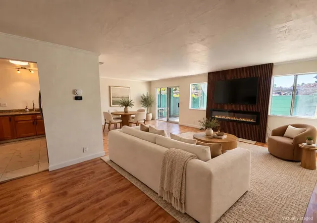 Photo 3 of Townhouse for sale at 311 Hans Way, San Jose, CA 95133 | MLS# ML82063230 | Listing updated on 2026-10-09