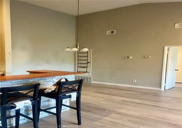 Listing Photo 3 - Condo for sale in building located at 10561 Lakeside Dr S, Garden Grove, CA 92840 - Unit #172