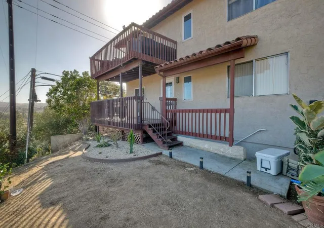 Listing Photo 5 - Condo for sale in building located at 32036 Del Cielo Oeste, Bonsall, CA 92003 - Unit #7E
