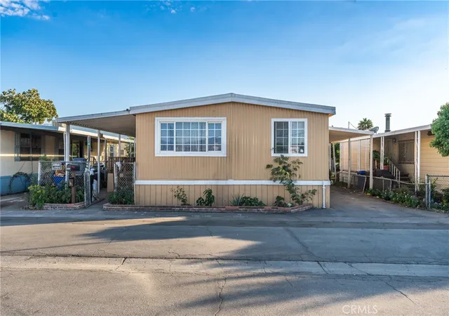 Photo 1 of Manufactured home for sale at 250 N Linden Ave #185, Rialto, CA 92376 | MLS# CV26214087 | Listing updated on 2026-10-10