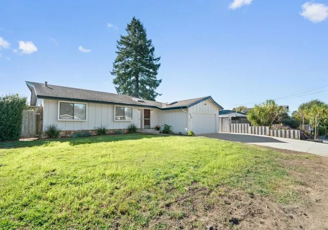 Photo 2 of Single family home for sale at 218 Siesta Dr, Aptos, CA 95003 | MLS# ML82062950 | Listing updated on 2026-10-12