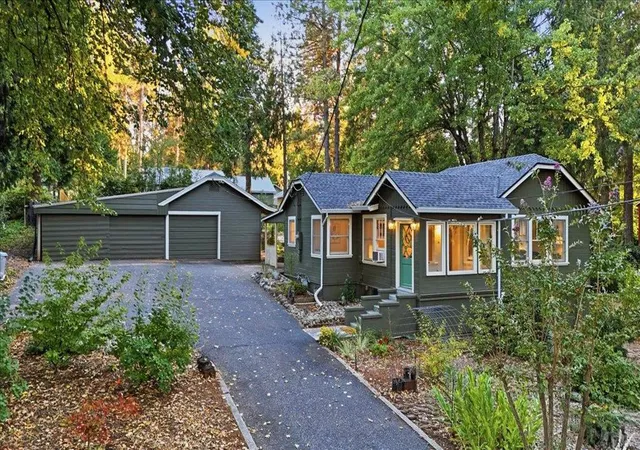 Photo 1 of Single family home for sale at 11077 Squirrel Crk Rd, Grass Valley, CA 95945 | MLS# ML82062075 | Listing updated on 2026-10-11